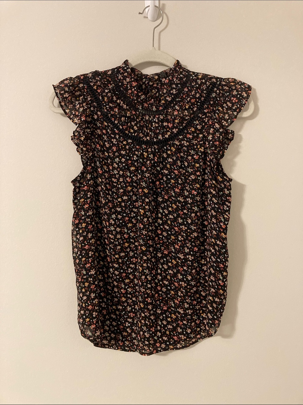 LOFT Black Floral Smocked Ruffle-Sleeve Top